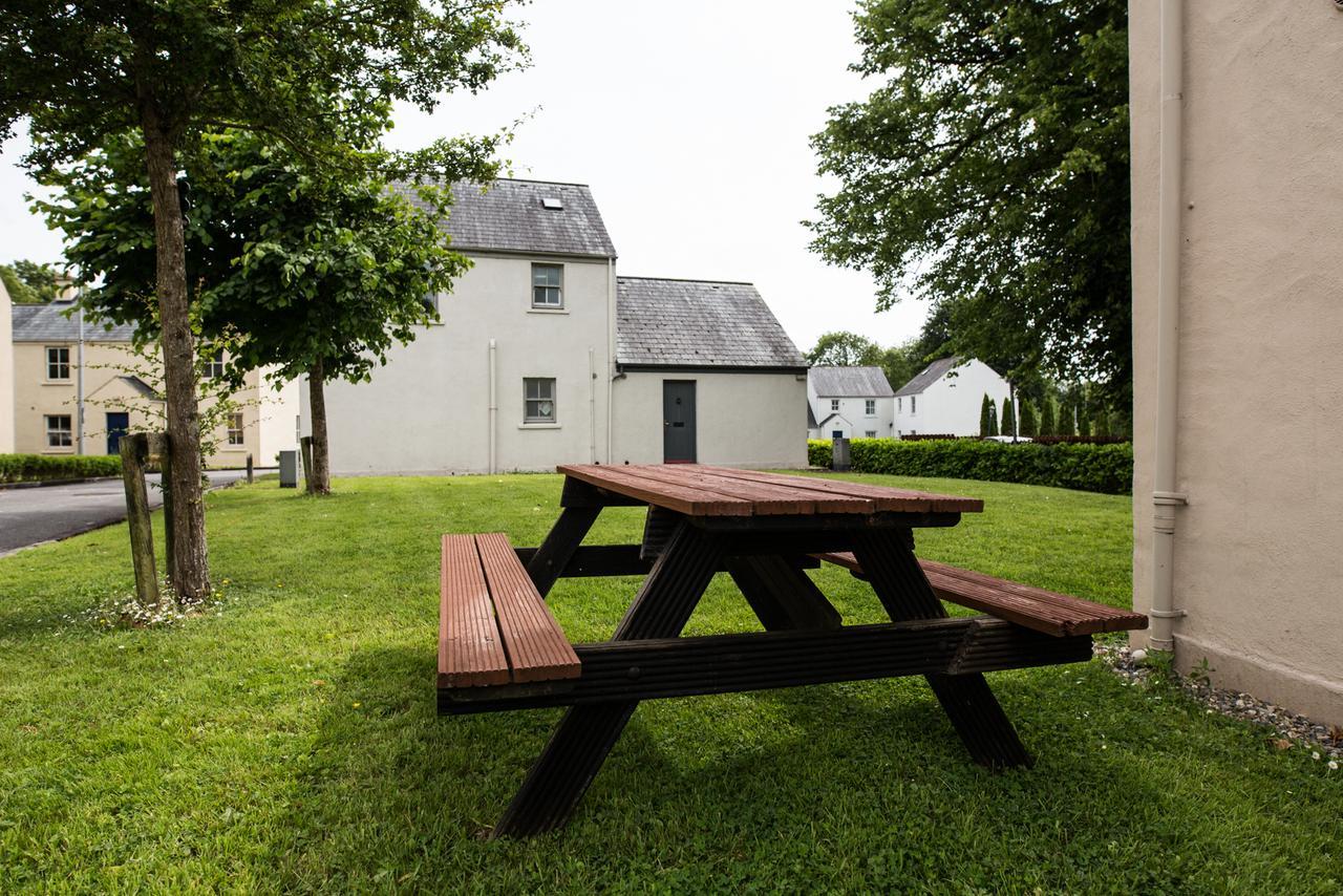 Bunratty Castle Gardens Home Buitenkant foto